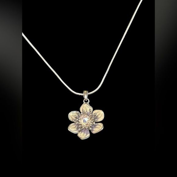 Swarovski Crystal 'Eternal Bloom' Necklace - Picture 2 of 4